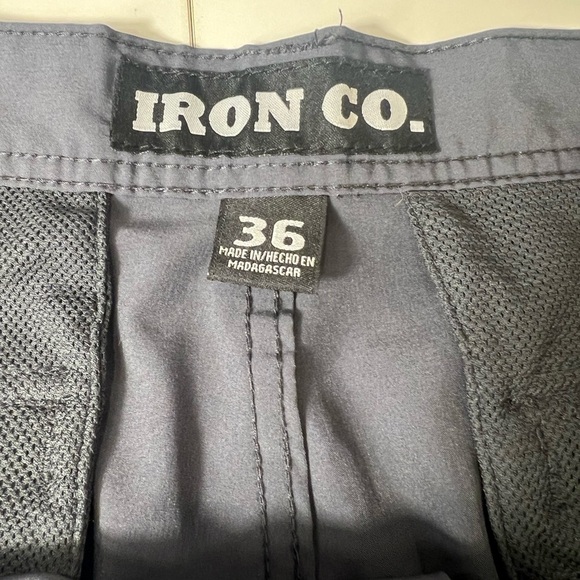 ✨36 Iron Co hybrid outdoor Gray Cargo Shorts - Picture 10 of 11